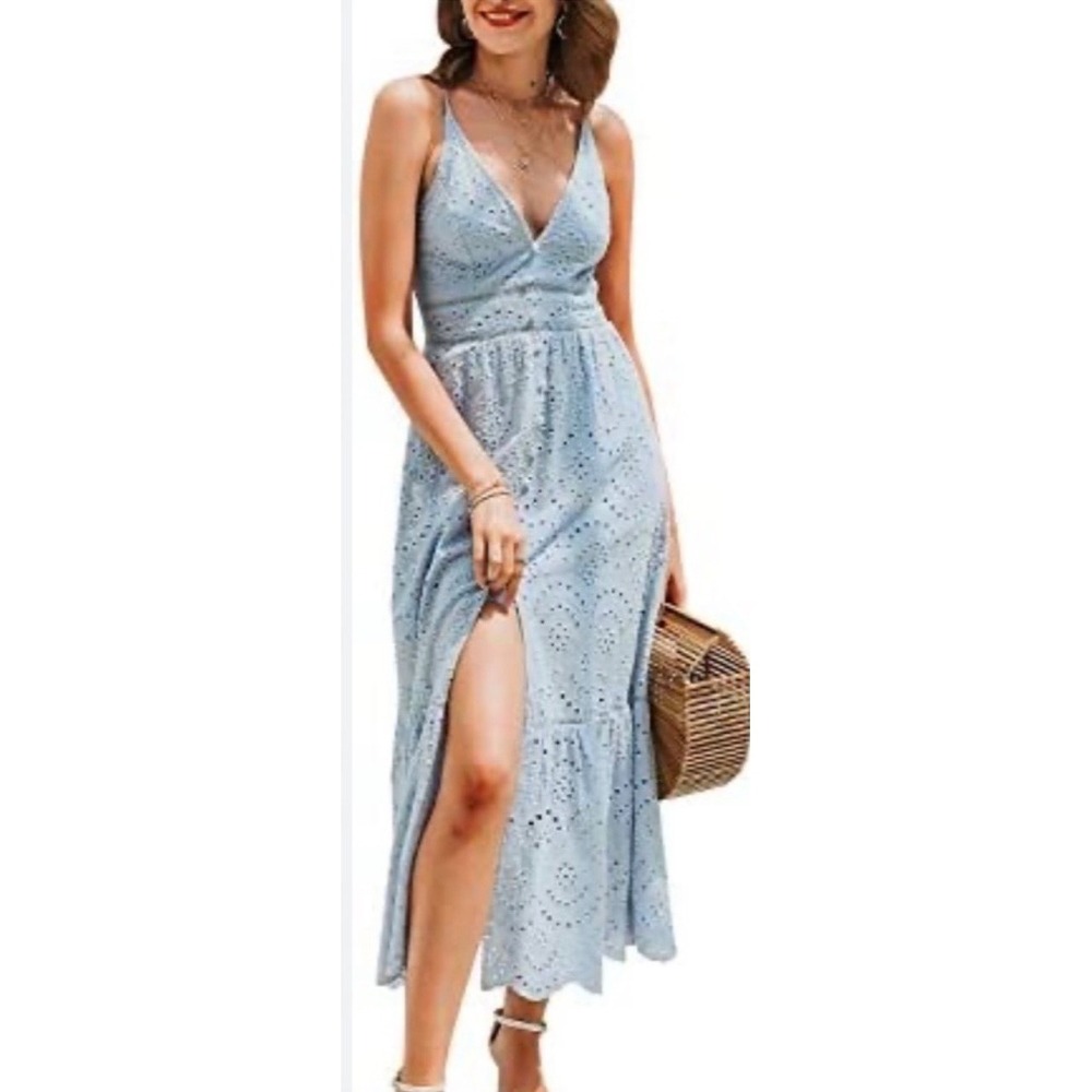 Simplee Baby Blue Eyelet Maxi Dress Size Small